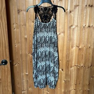 Fun Summer dress A line lightweight size XL